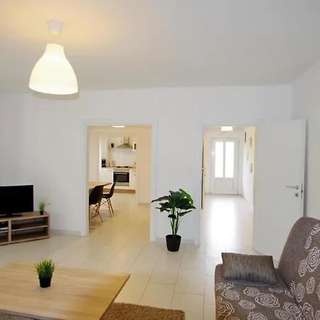 Apartamento In Mit Grill Und Garten *