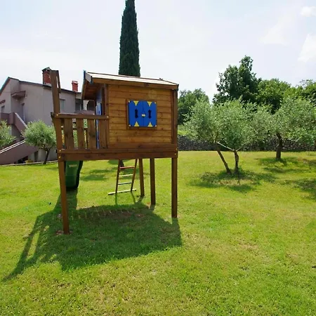 In Mit Grill Und Garten Appartement Rakalj